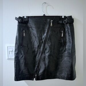 Vintage Worth New York Genuine Leather Asymmetrical Zipper Skirt Size 4